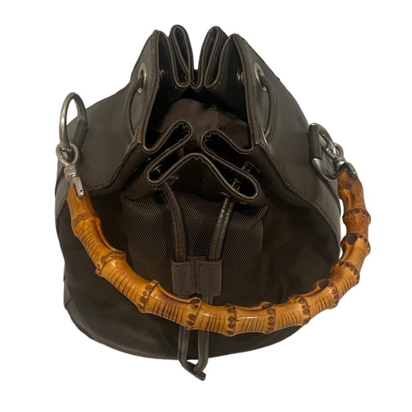 Gucci Authentic Vintage Bamboo Handle Bucket Bag - Picture 6 of 16